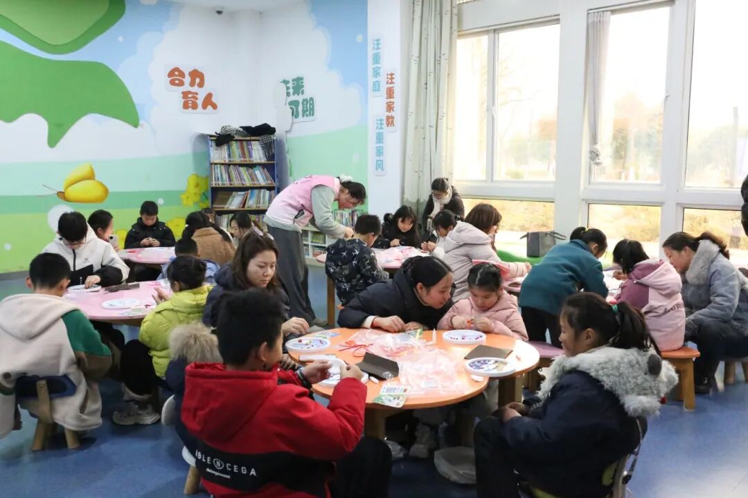 2026年1月17日,全椒县图书馆-纸盘绘大寒 古韵润童心.jpg