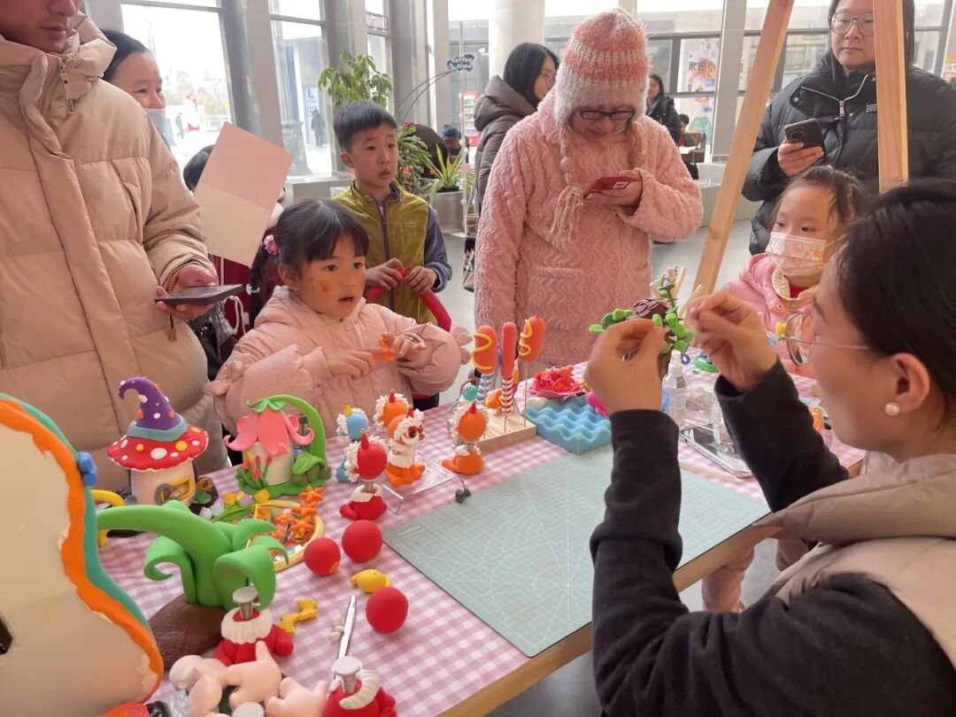 2026年2月7日“策马迎春 阅享新年”滁图春节主题创意市集——创意黏土.jpg