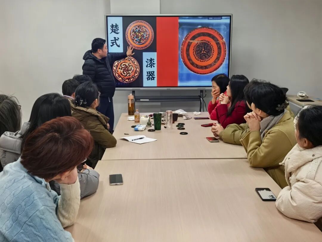 2026年2月9日 市民夜校-----“漆髹华夏”大漆髹饰技艺公益课第1节 3.jpg