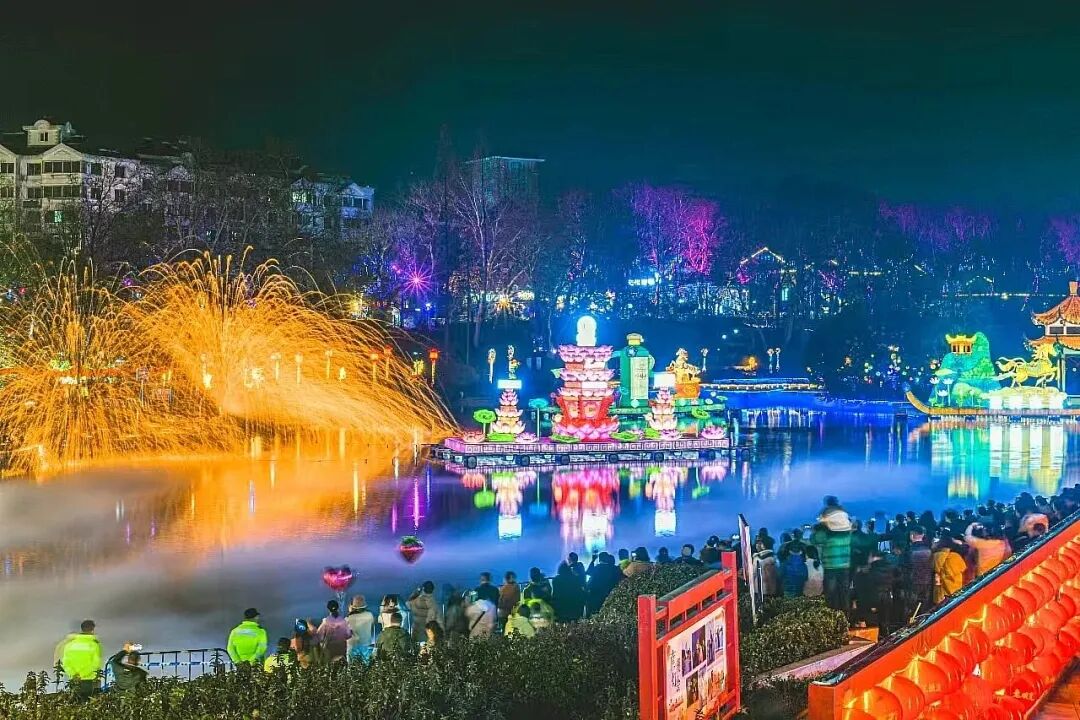 2月14日晚“锦绣琅琊 最美古城”主题灯会.jpg