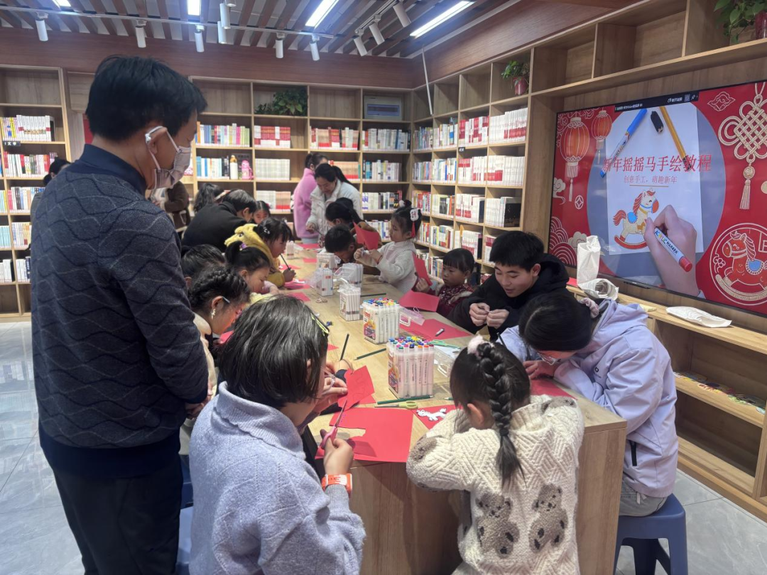 2月21日明光市图书馆开展“跃马迎春,手作新程”马年摇摇马文艺沙龙活动.png