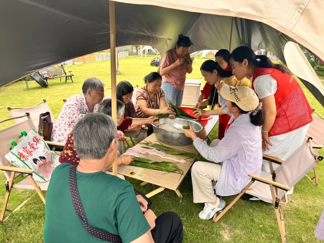 6月13日，南谯区图书馆、文化馆赴乌衣老街开展【粽香古韵 情满老街】我们的节日·端午主题文化活动 (2).jpg