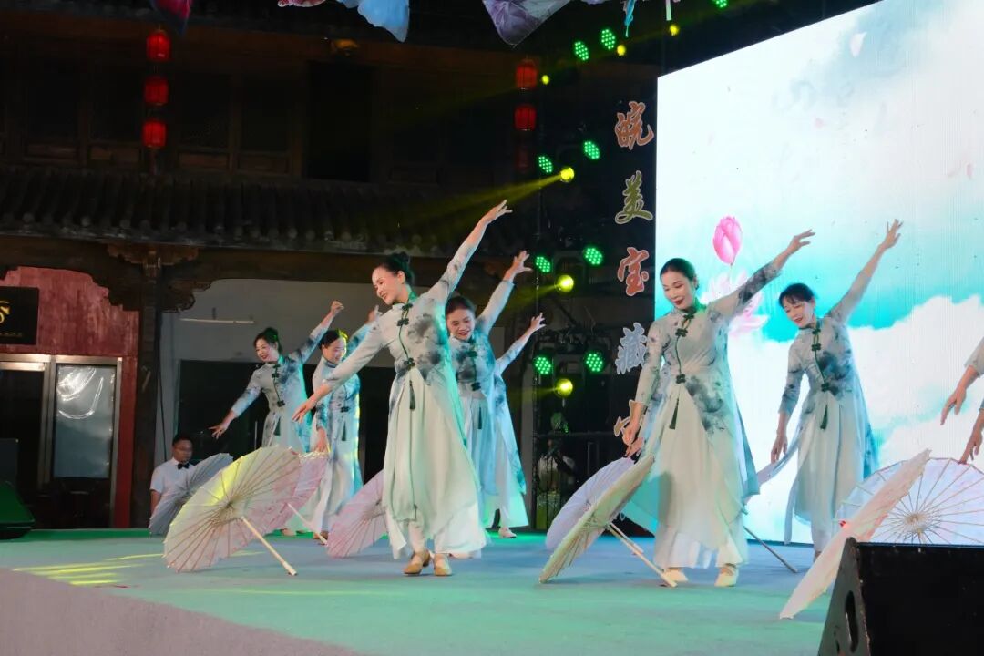 6月18日晚，全椒县图书馆联合多单位共同举办“粽情端午・太平夜宴 ——全椒端午文艺汇演暨民俗市集”活动 (1).jpg